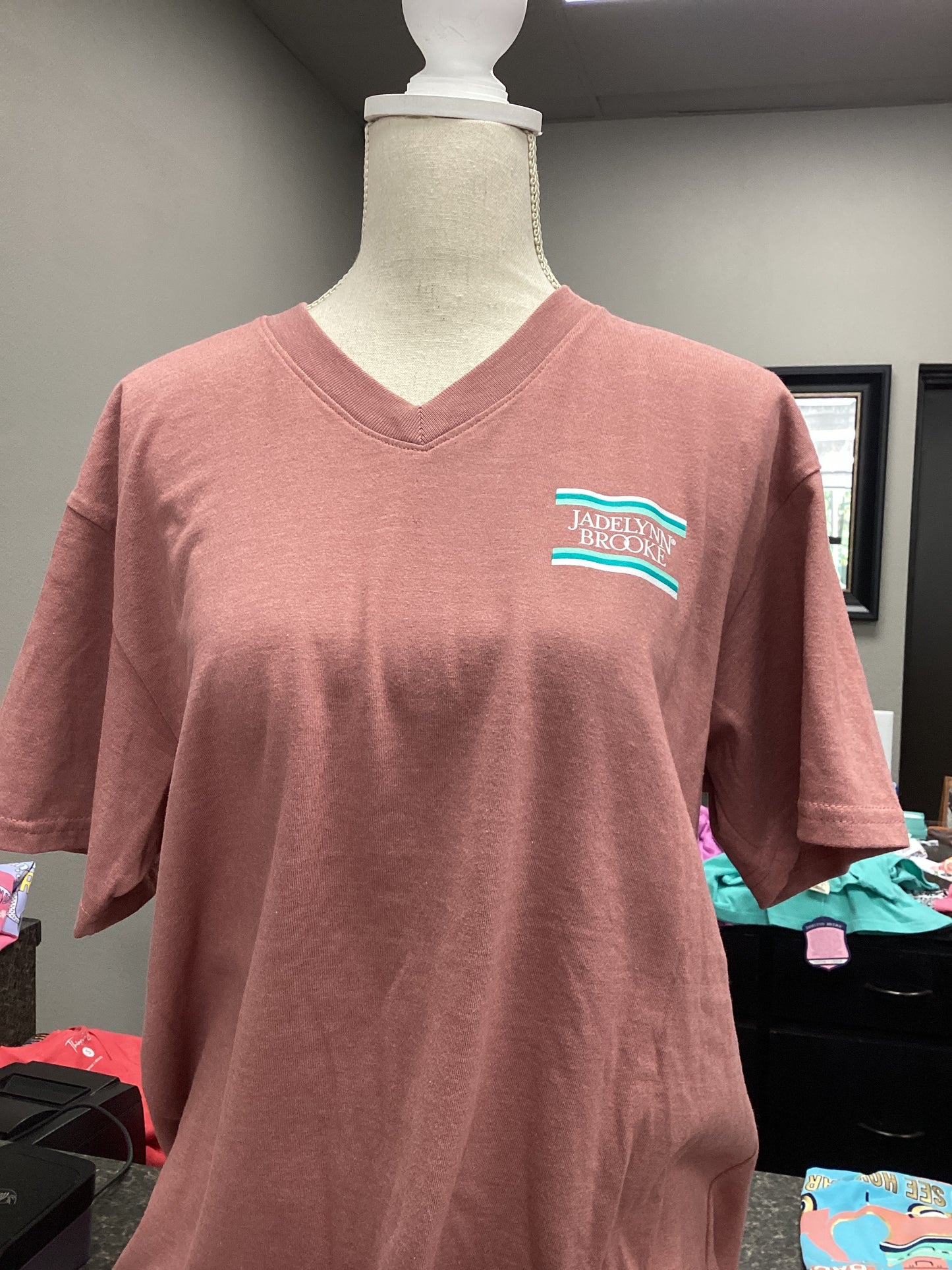Short Sleeve - She who follows - Medium