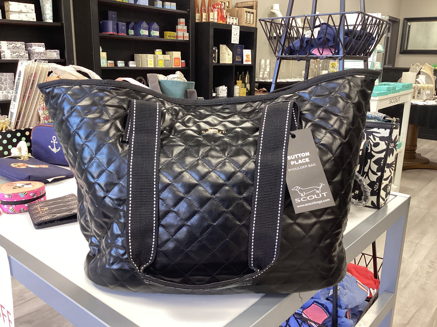 Sutton Place - Quilted Black