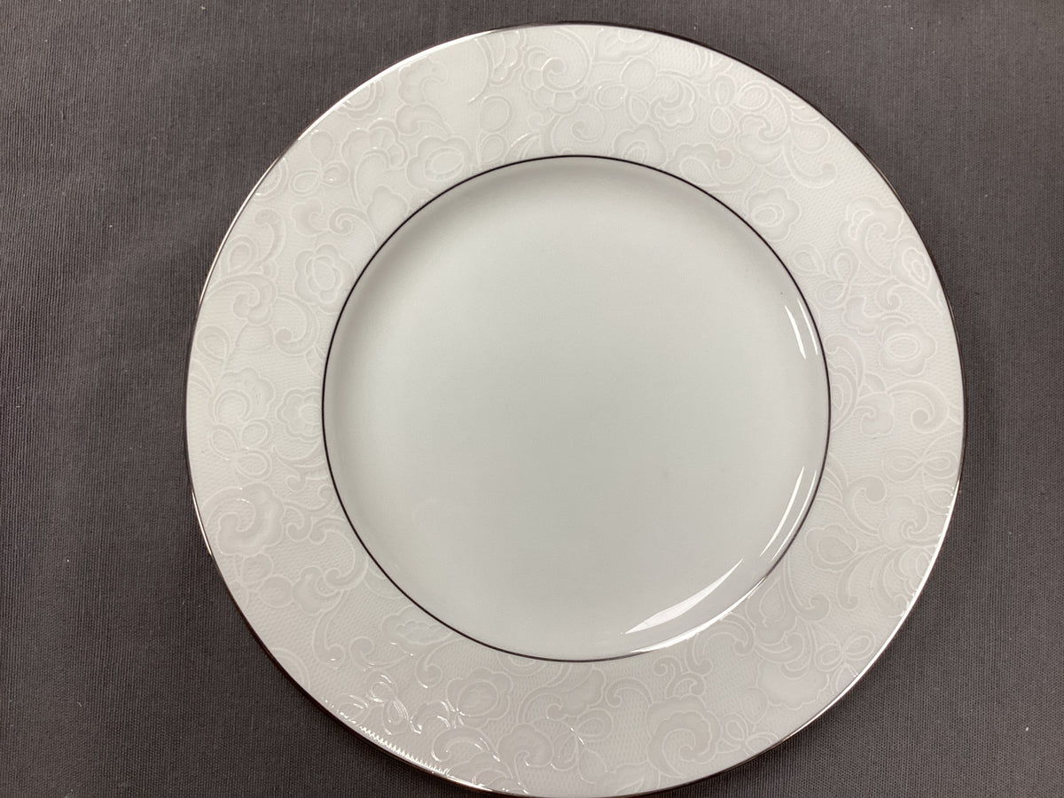 Venetian Lace Accent Plate
