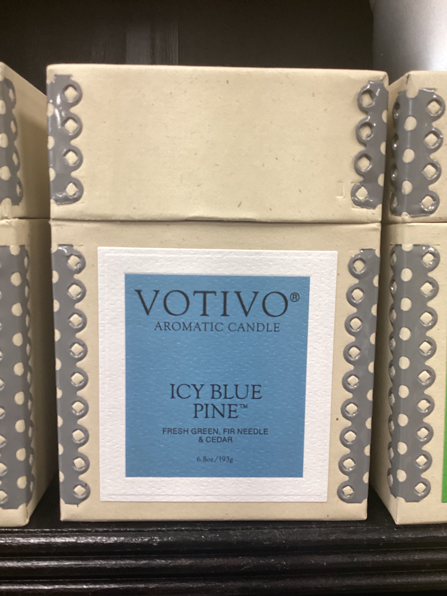 Icy Blue Pine candle