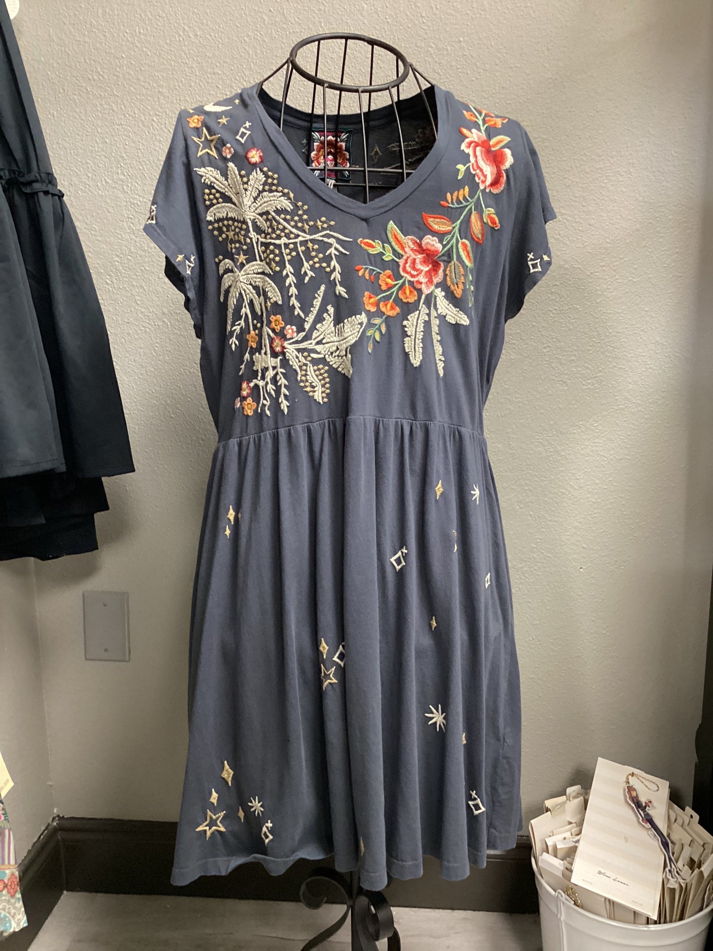 Manu Flutter Sleeve Knit Dress Large