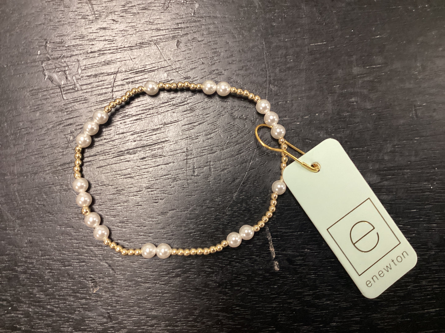 Hope Unwritten gold pearl bracelet