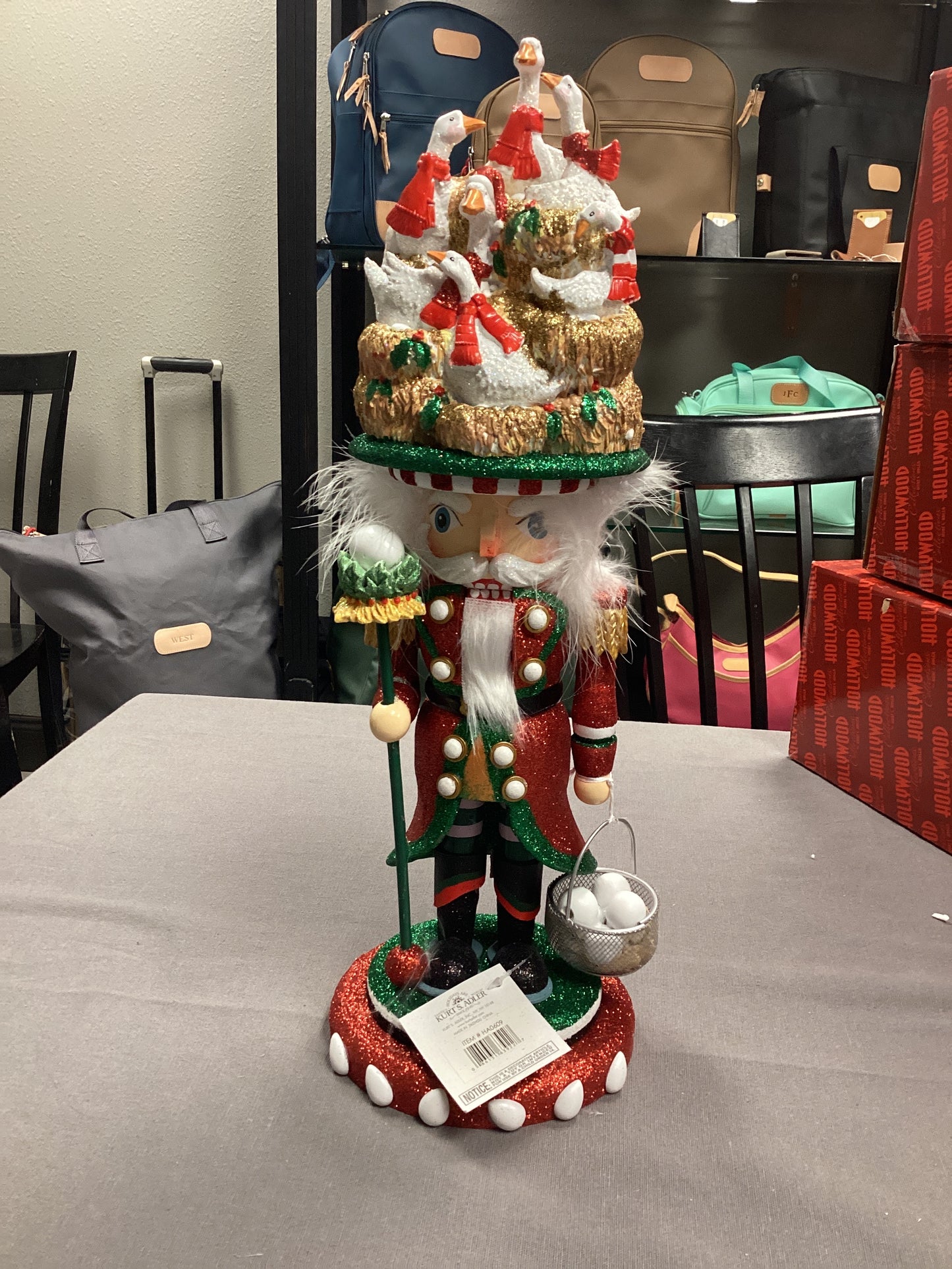 Hollywood Six Geese a Laying nutcracker