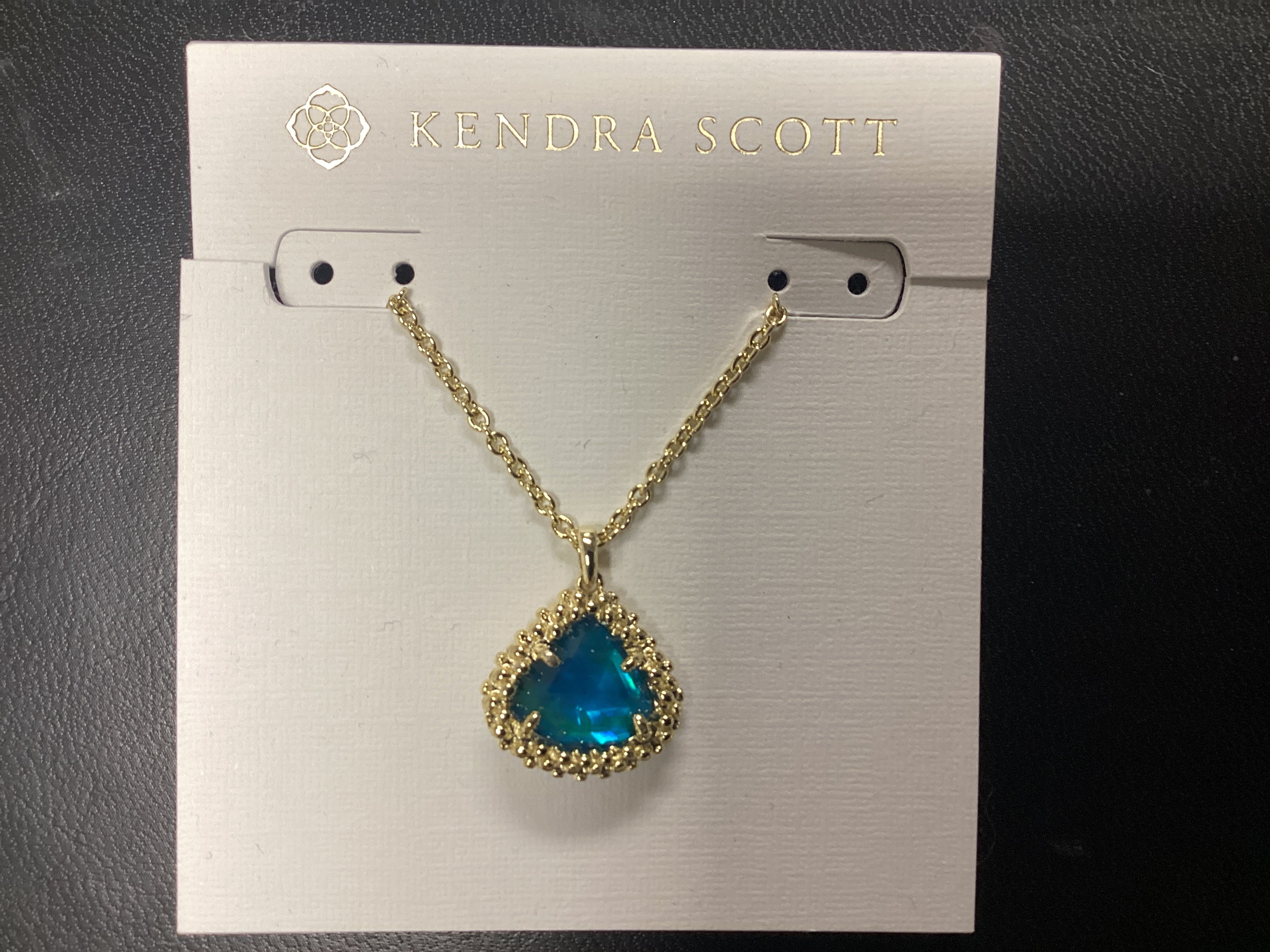 Kendall Pendant Necklace