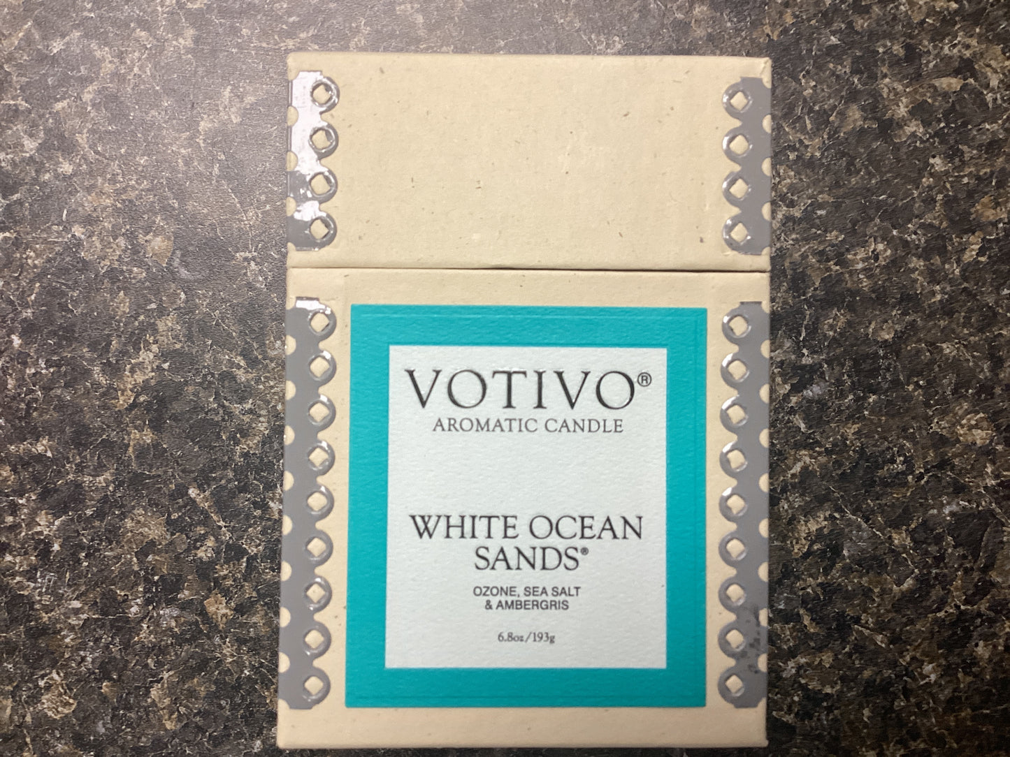White Ocean Sands 6.8oz Candle
