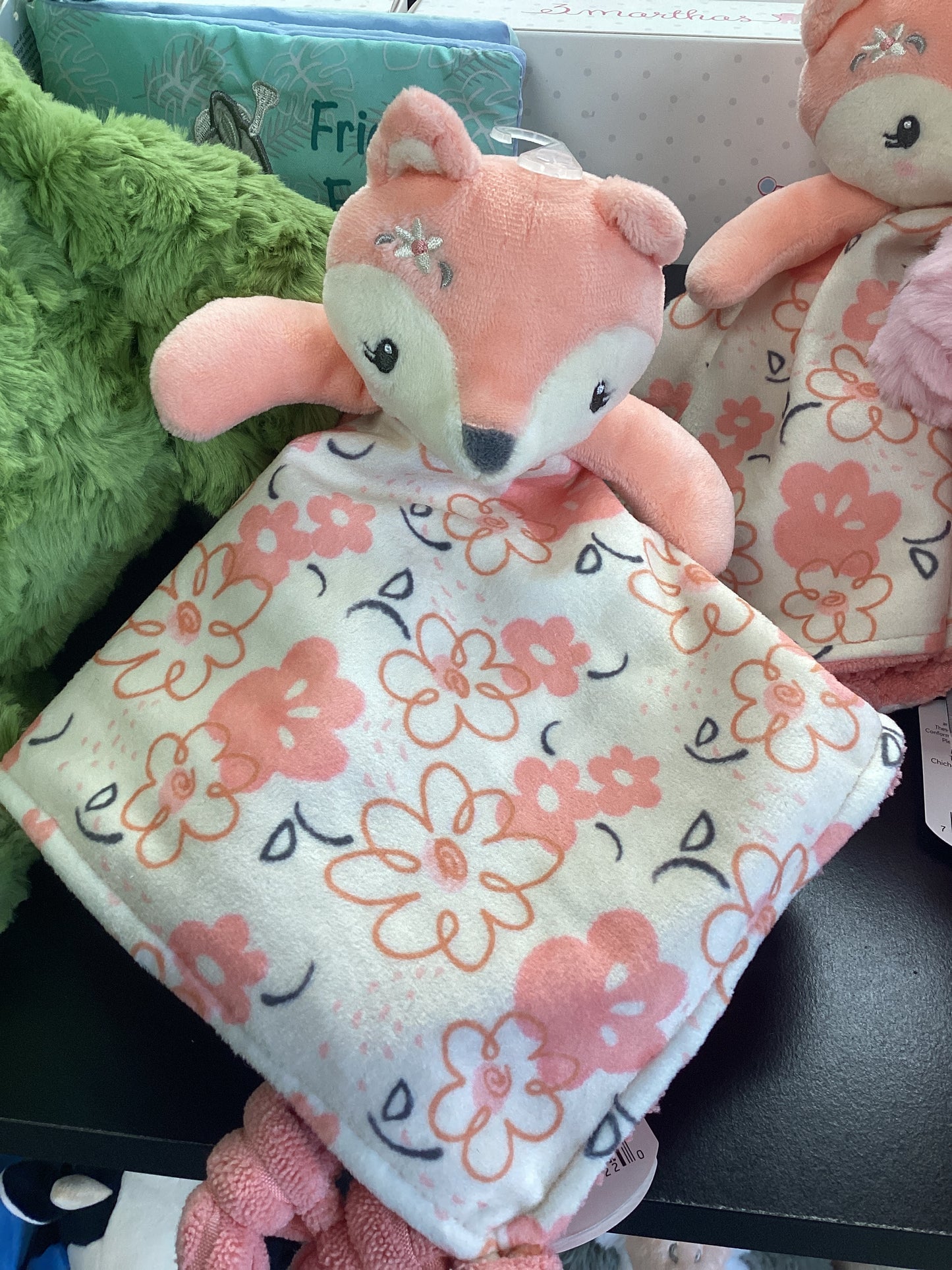 Sweet n Sassy Fox chara blanket
