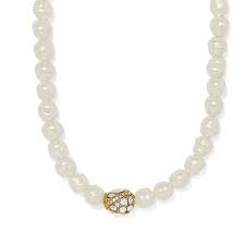Trust Your Journey gold pearl necklace