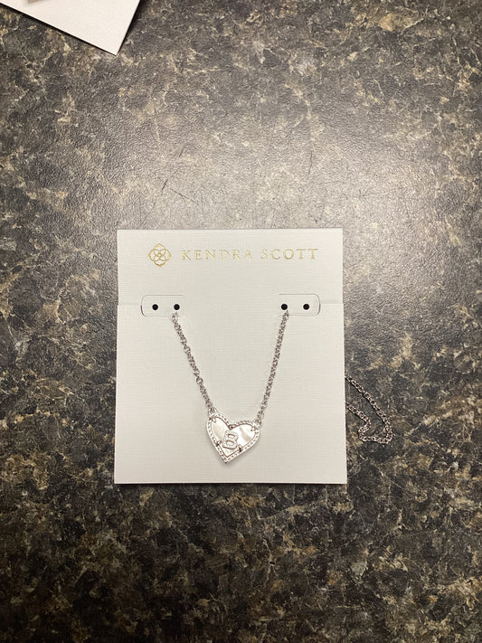 Heart Letter B Silver Ivory Necklace