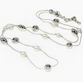 Contempo Pearl long necklace