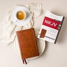 NKJV Thomas Nelson Personal size Large Print Red letter Brown leather soft
