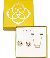 Elisa and Mikki Gold Ivory Pearl Gift Set