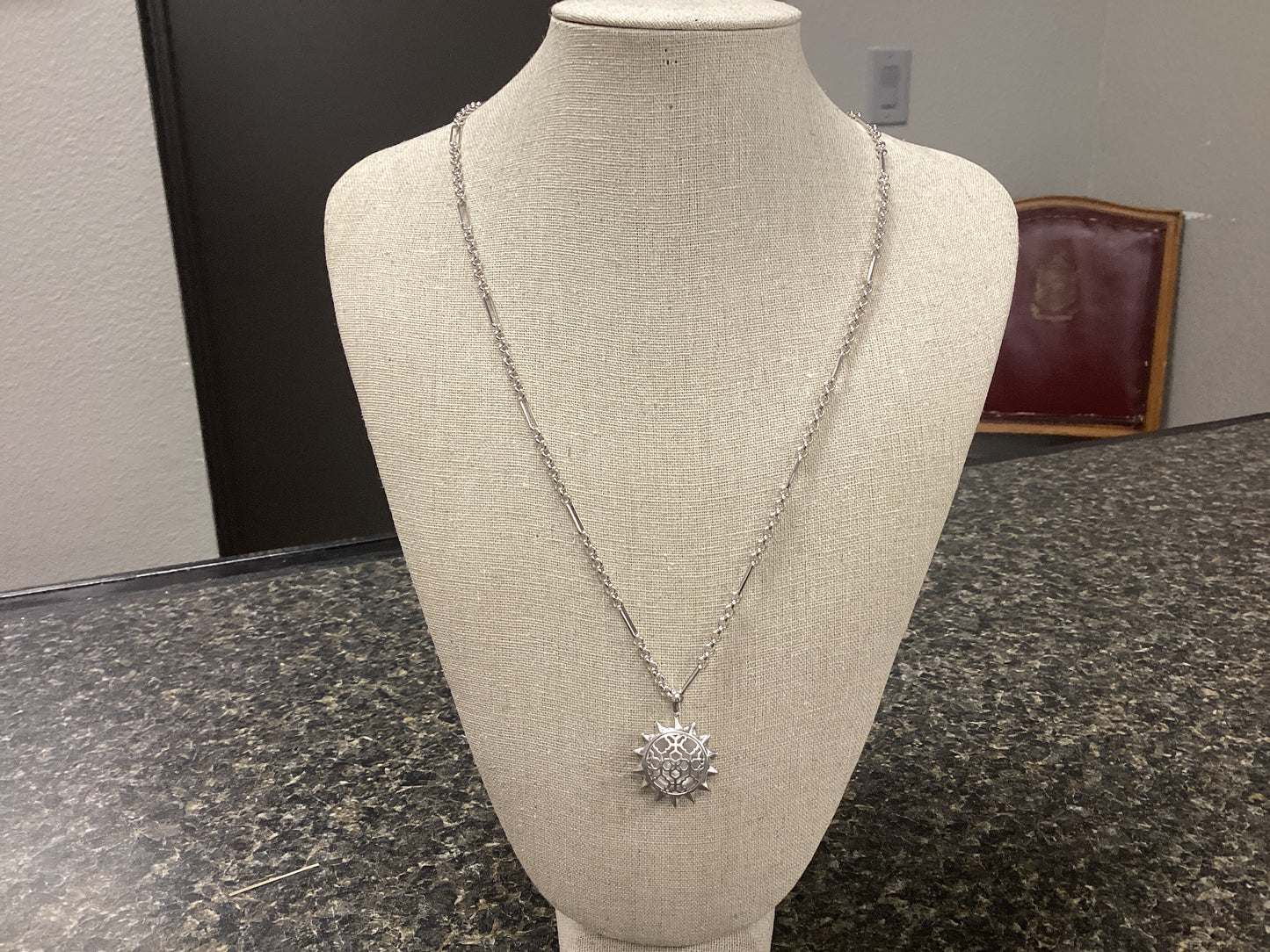 Sienna sun silver pend necklace
