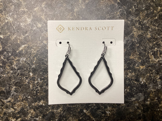 Sophia gunmetal earrings