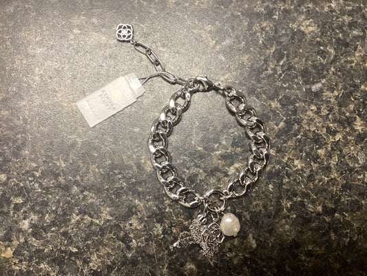Everleigh chain bracelet Rhod white pearl