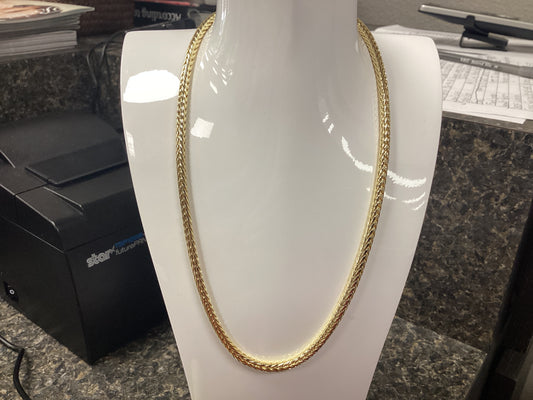 Kinsley Chain necklace gold metal