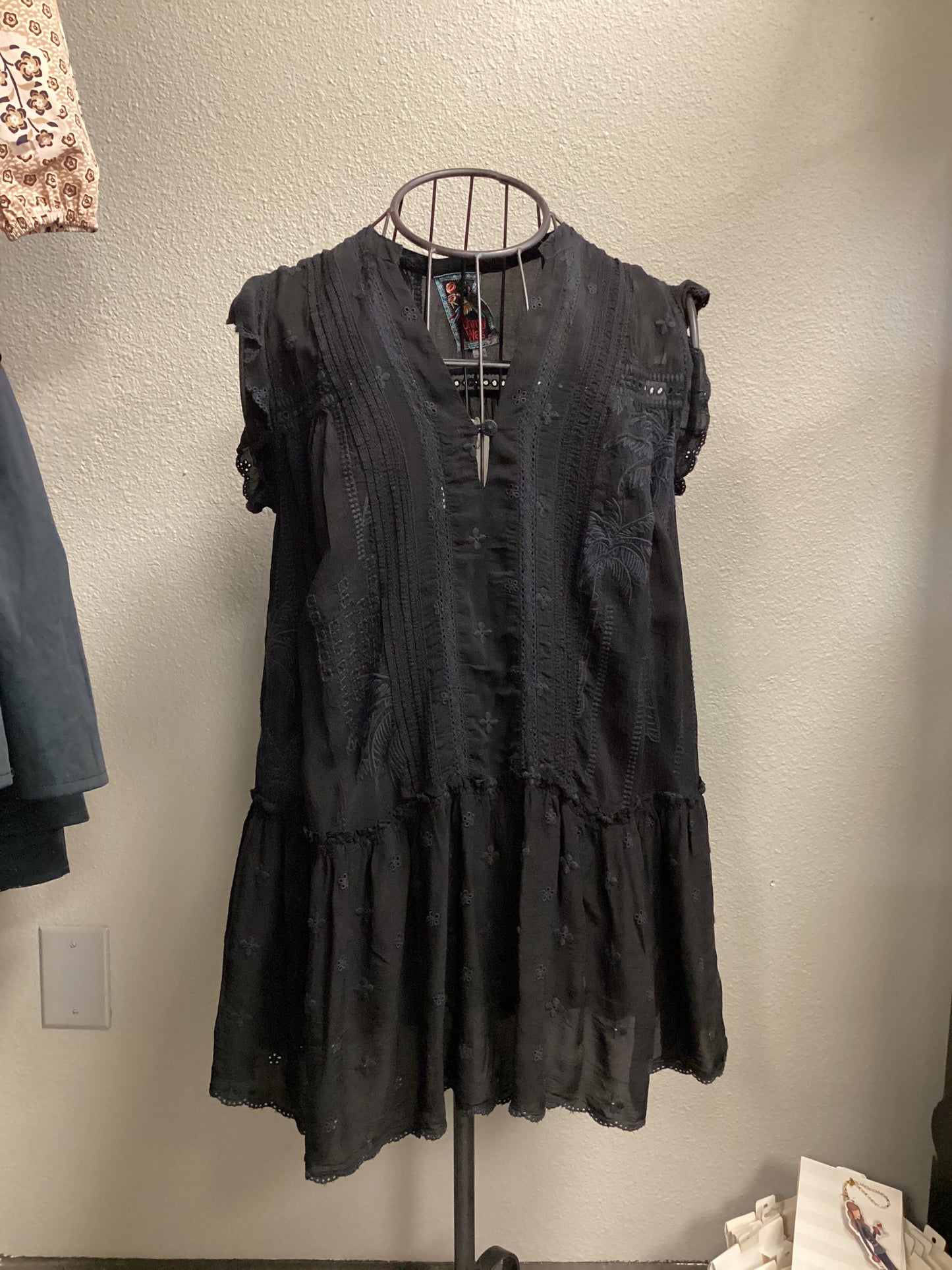 Palm Oriana Black Tunic Small