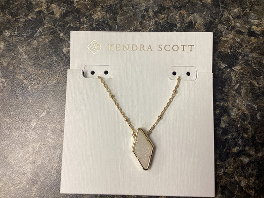 Kinsley short pendant necklace Gold iridescent drusy