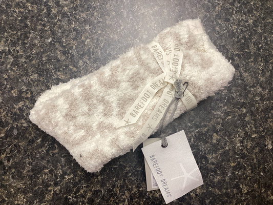 Womens cozy chic creamstone socks