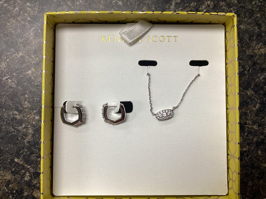 Grayson Pendant Huggie gift set Rhod white crystal