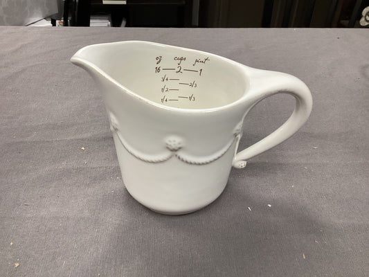 Measuring Cup B&T white