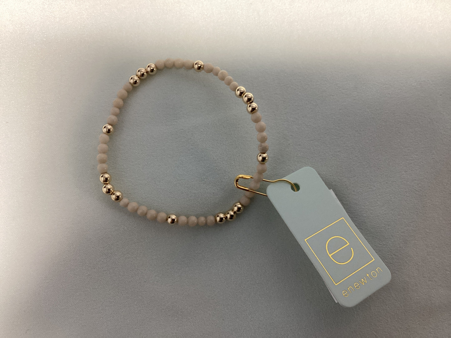 Worthy Pattern 3mm bead bracelet Riverstone