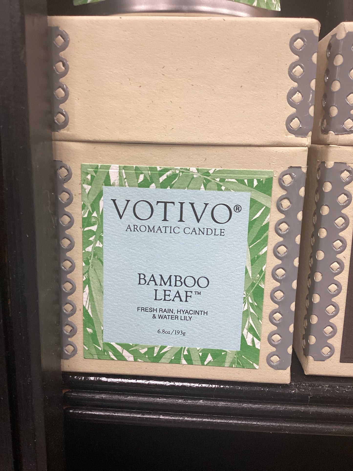 Bamboo Leaf Candle 517