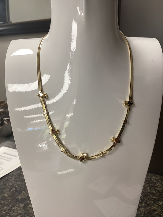 Gracie chain necklace gold white crystal