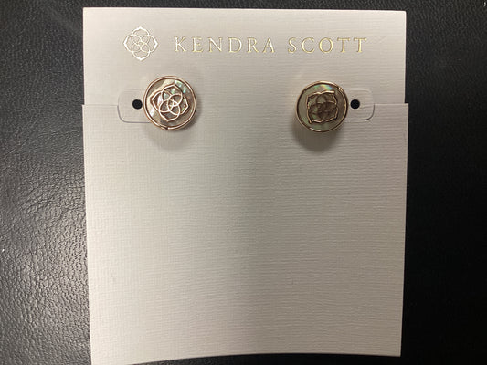 Dira rsg stamped abalone stud earrings
