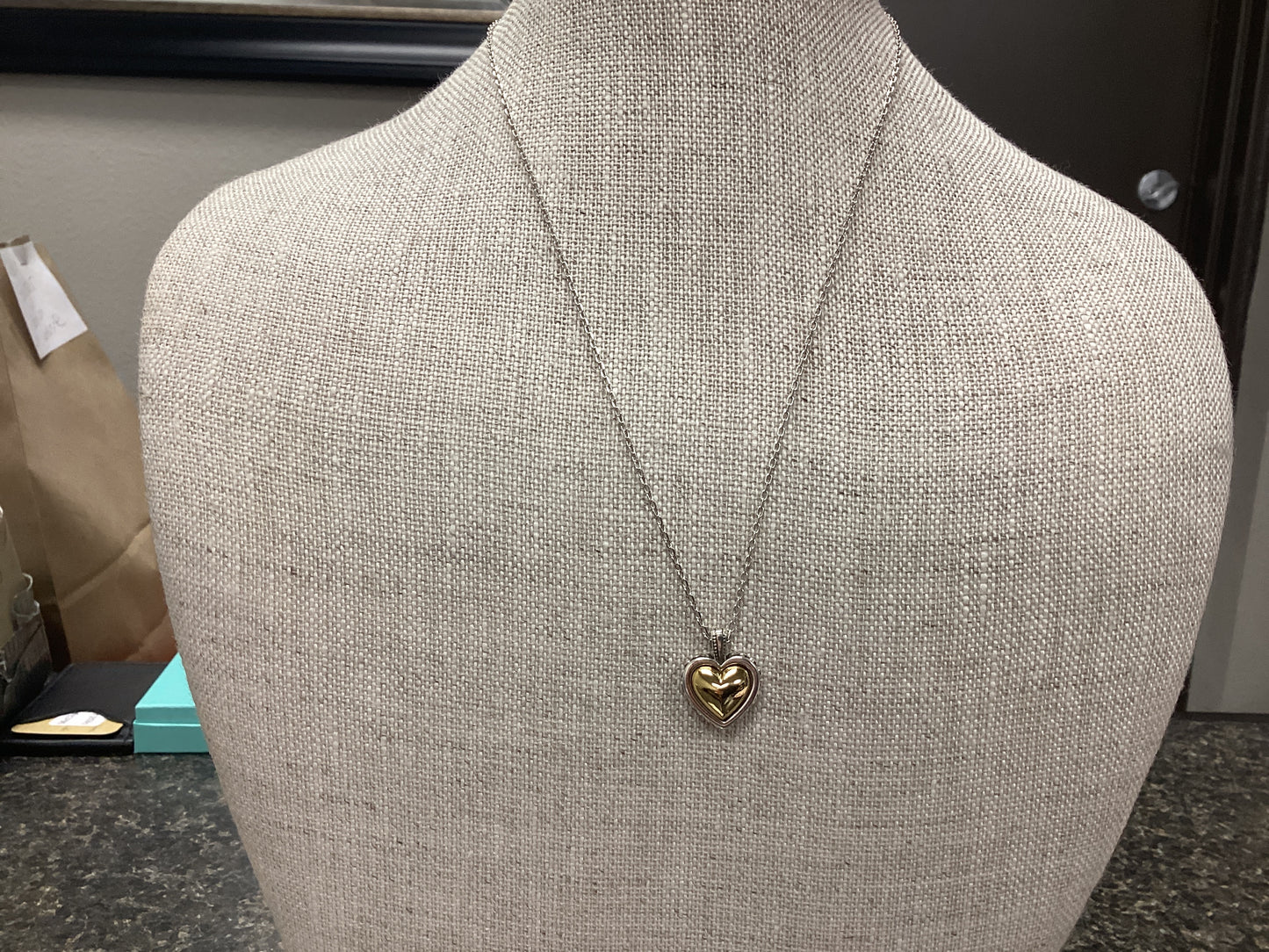 Pretty tough bld hrt pt 2 necklace