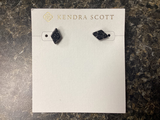 Kinsley stud ear gunmetal black drusy
