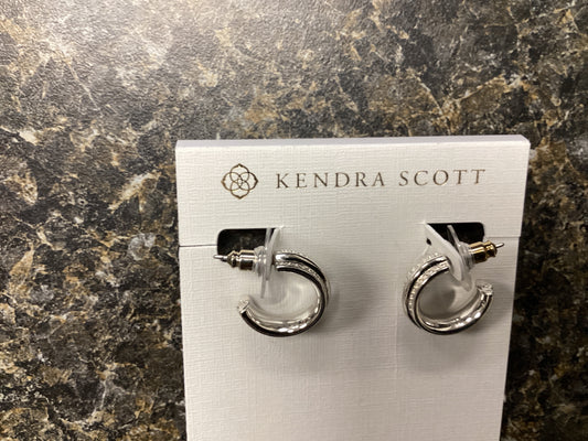 Merritt silver huggie hoop earr