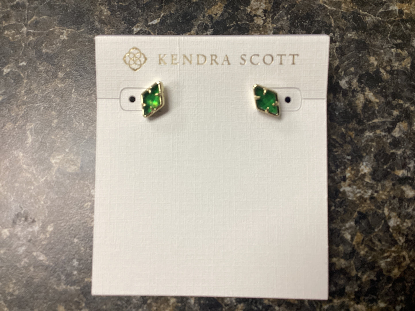 Kinsley stud ear gold Kelly green