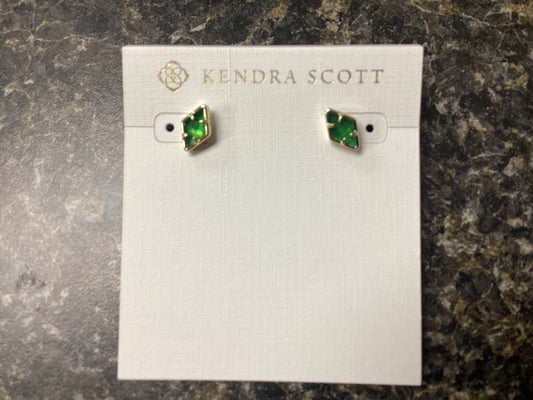 Kinsley stud ear gold Kelly green
