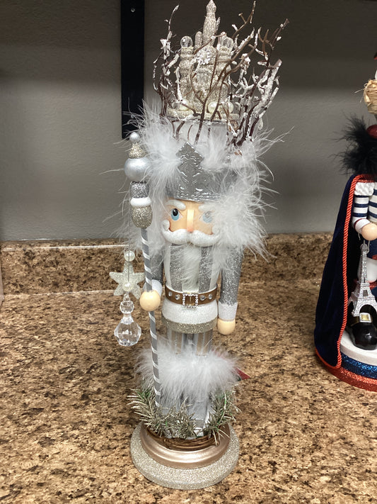 Hollywood Castle King Nutcracker