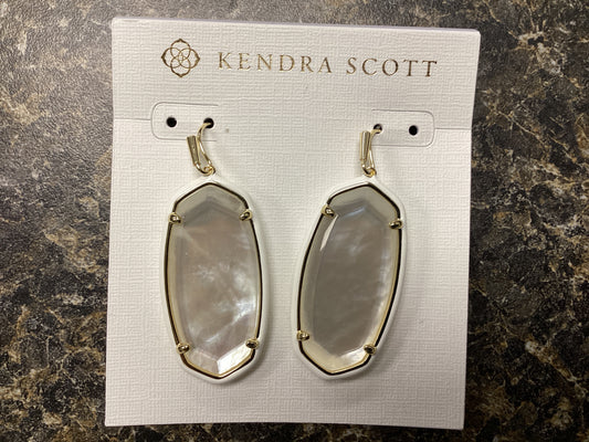 Elle gold ivory enamel earrings