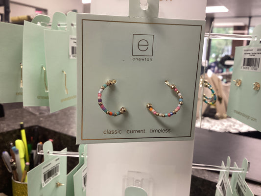 Hot Mess 1" huggie hoops
