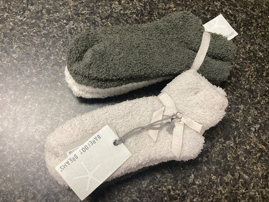 Cozy chic two pack sock set cream/sand dollar