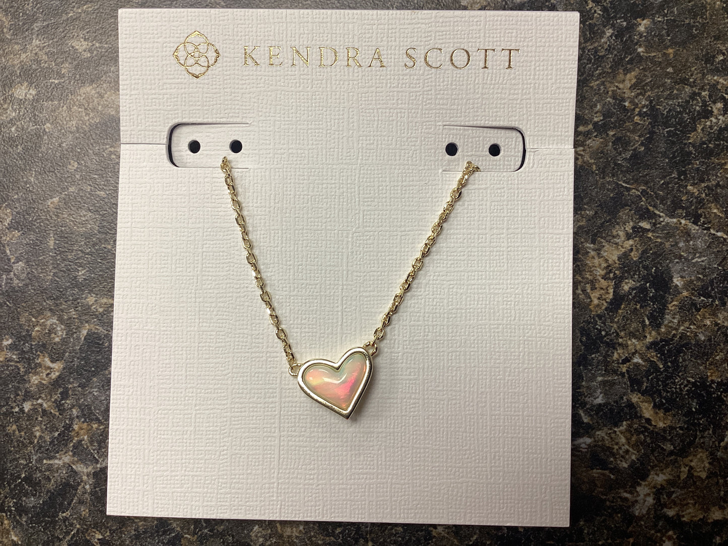 Framed Ari Heart Pendant Necklace Gold White Oplscnt Resin