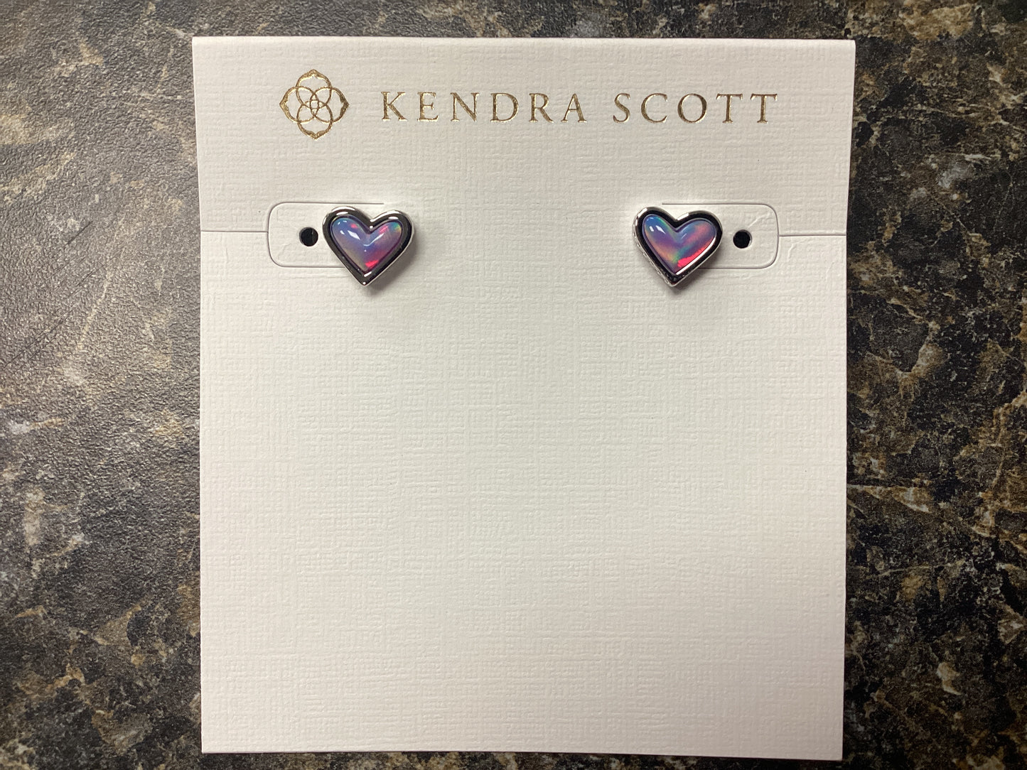 Framed Ari Heart Stud Ear Rhod Lilac Opsclnt Resin