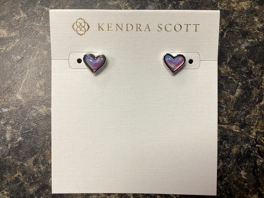 Framed Ari Heart Stud Ear Rhod Lilac Opsclnt Resin