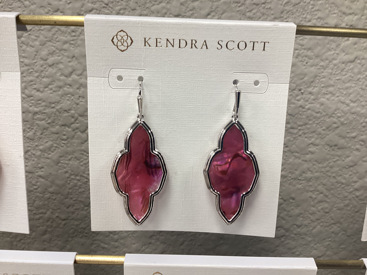 Abbie Drop Ear Rhod Lt Burgundy ILLSN FRMD