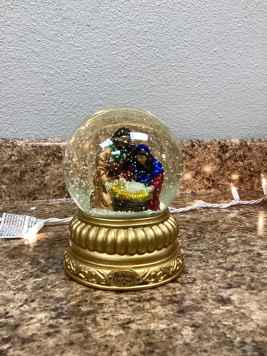Holy Family Snow Globe