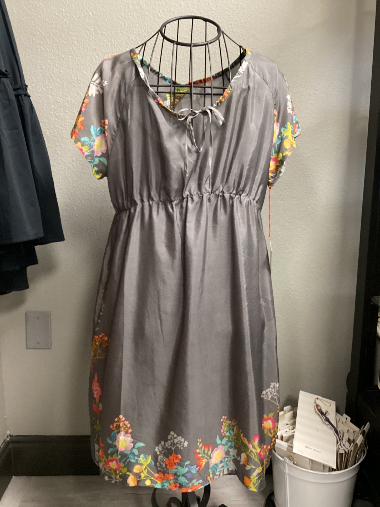 Floral Scoopneck Dress Large