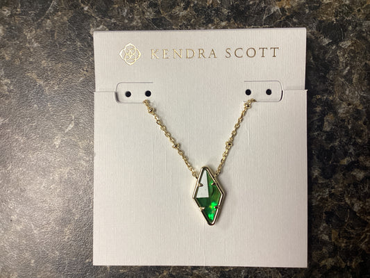 Kinsley short pendant necklace Gold Kelly green illusion