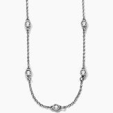 Illumina Petite collar necklace