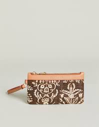 1859 Lighthouse brown wristlet